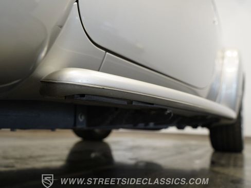 Used 2006 Chevrolet SSR w/ Preferred Equipment Group RWD image 23