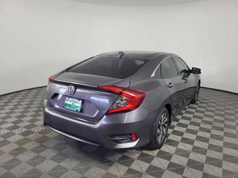 Used 2017 Honda Civic EX image 9