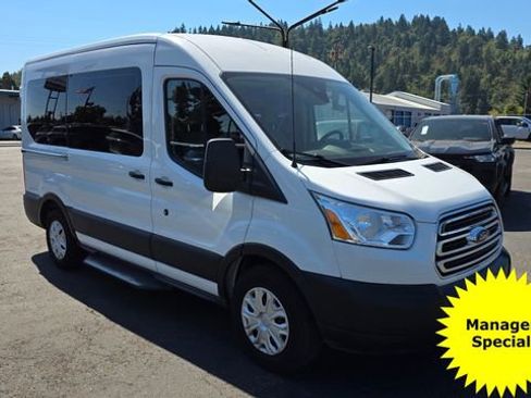 Used 2019 Ford Transit 150 XLT image 3