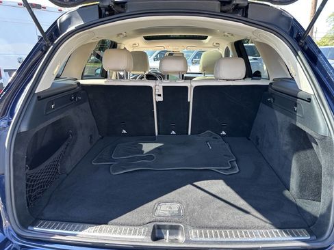 Used 2017 Mercedes-Benz GLC 300 4MATIC image 30