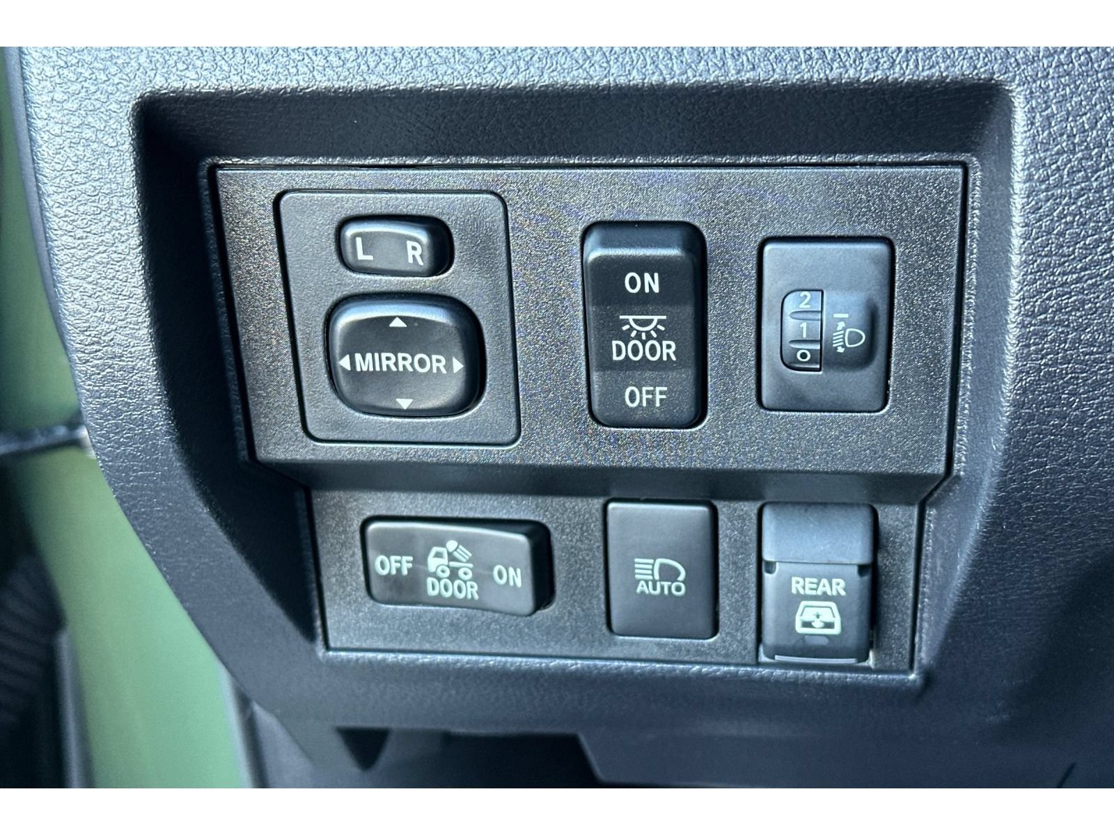 Certified 2021 Toyota Tundra Limited w/ Limited Premium Package RWD image 32