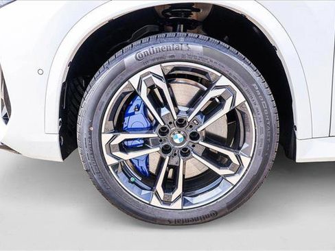 Used 2025 BMW X1 M35i w/ Shadowloine Package image 9