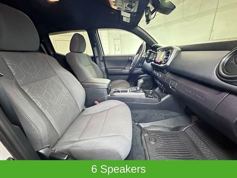 Used 2019 Toyota Tacoma TRD Off-Road image 7