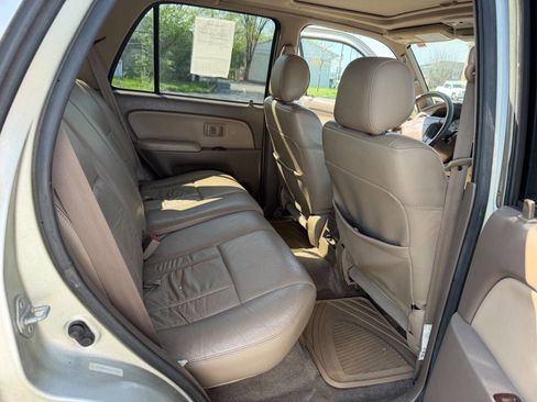 Used 2001 Toyota 4Runner Limited AWD/4WD image 10