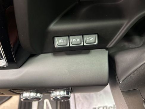 Used 2022 GMC Sierra 1500 Denali Ultimate image 18