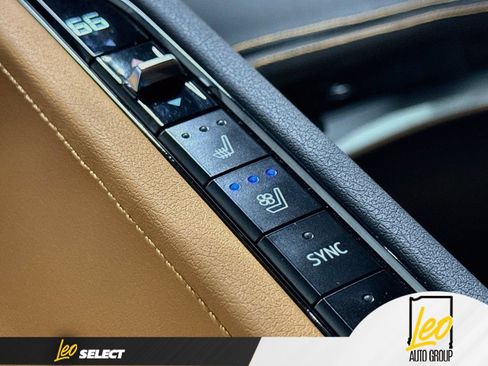 Used 2024 Chevrolet Corvette Z06 RWD image 23