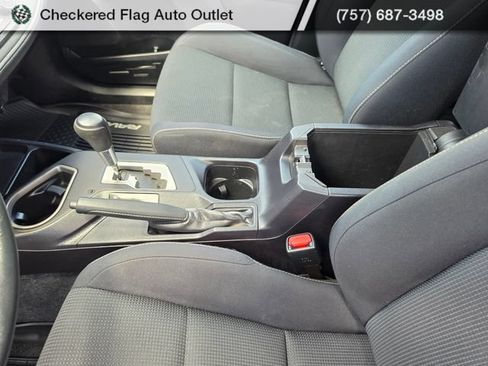 Used 2016 Toyota RAV4 XLE AWD/4WD image 37