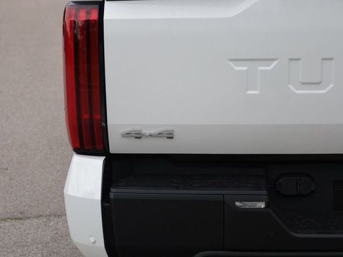 New 2026 Toyota Tundra SR5 AWD/4WD image 15