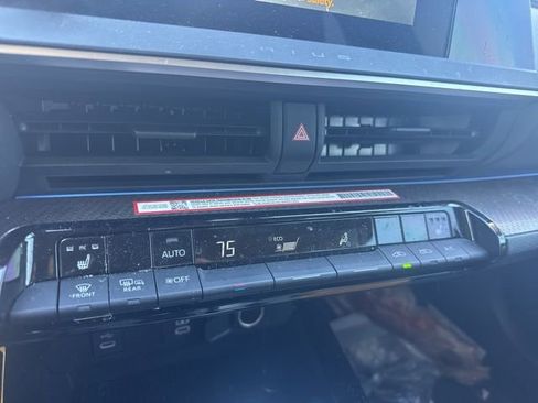 Used 2024 Toyota Prius XLE image 11