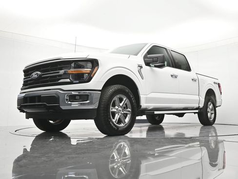 Certified 2025 Ford F150 XLT w/ Equipment Group 301A Standard AWD/4WD image 36