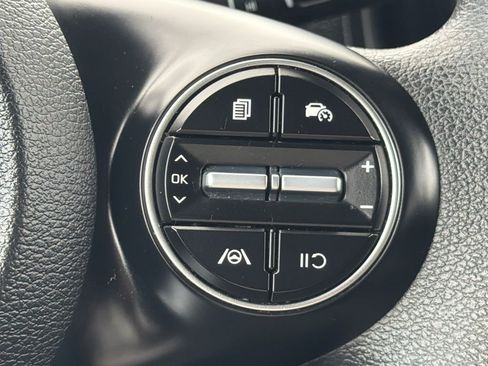 Used 2023 Kia Soul LX w/ LX Technology Package FWD image 25