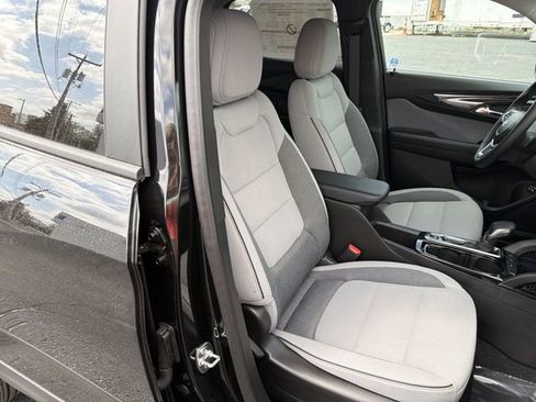 New 2026 Chevrolet TrailBlazer LT w/ Convenience Package FWD image 18