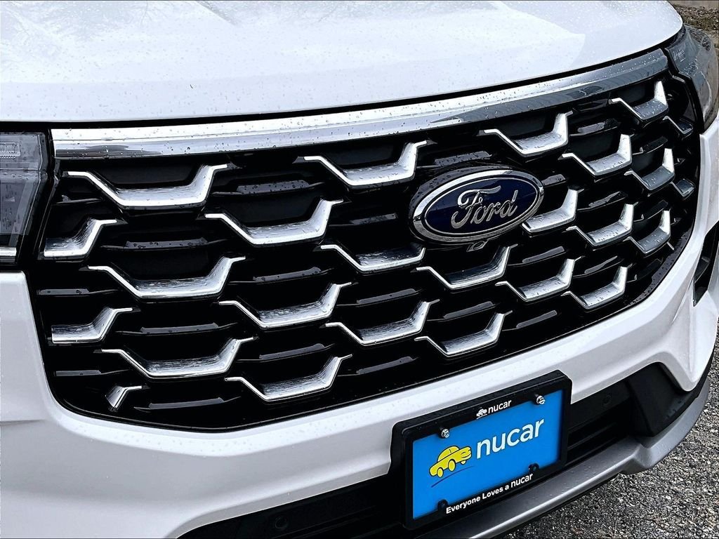 Used 2025 Ford Explorer Platinum w/ Ultimate Package AWD/4WD image 33