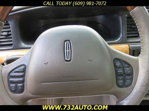 Used 2001 Lincoln Continental FWD image 23