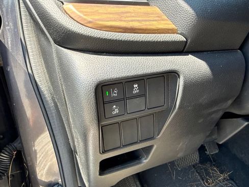 Used 2019 Honda CR-V EX image 18
