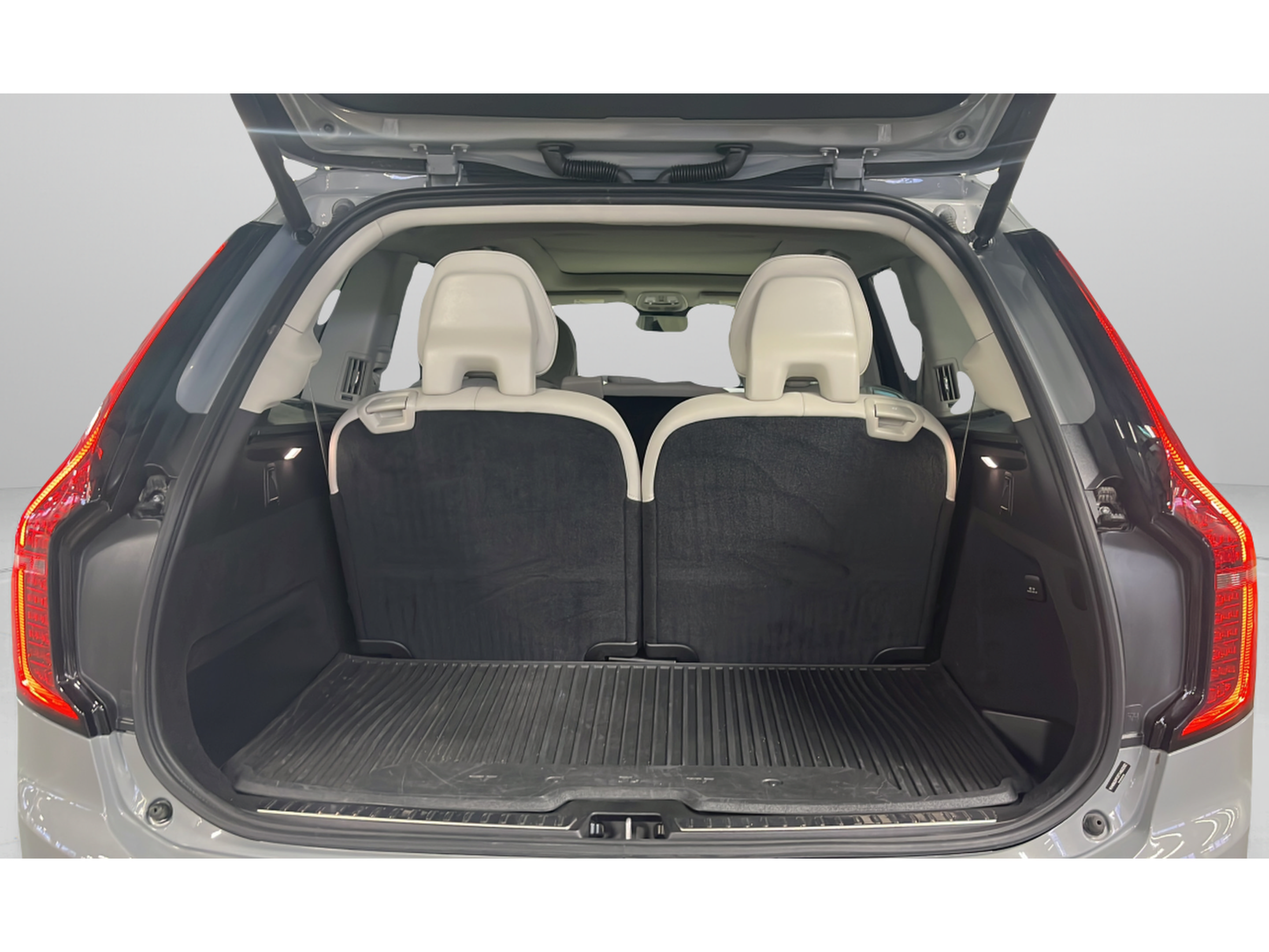 Certified 2026 Volvo XC90 B6 Ultra w/ Protection Package AWD/4WD image 25