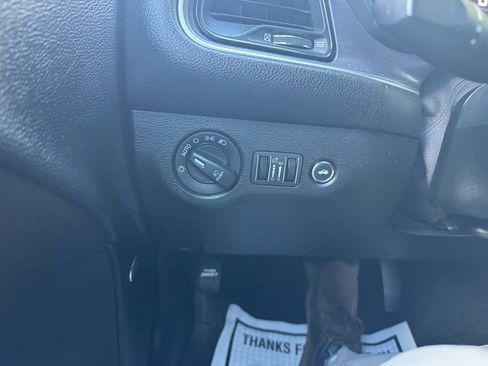 Used 2018 Dodge Challenger SXT w/ Blacktop Package image 30