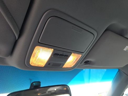 Used 2010 Honda Odyssey EX image 25