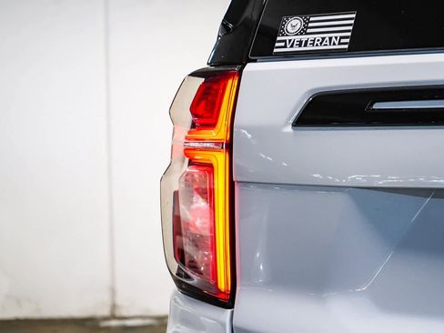 Used 2023 Chevrolet Tahoe RST image 11