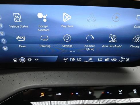 Used 2025 Buick Enclave Avenir w/ Super Cruise Package AWD/4WD image 26