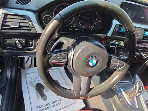Used 2017 BMW 330i xDrive Sedan AWD/4WD image 14