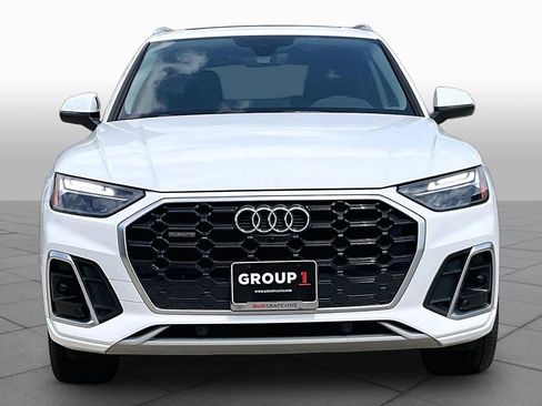 Used 2023 Audi Q5 2.0T Premium Plus w/ Premium Plus Package AWD/4WD image 4