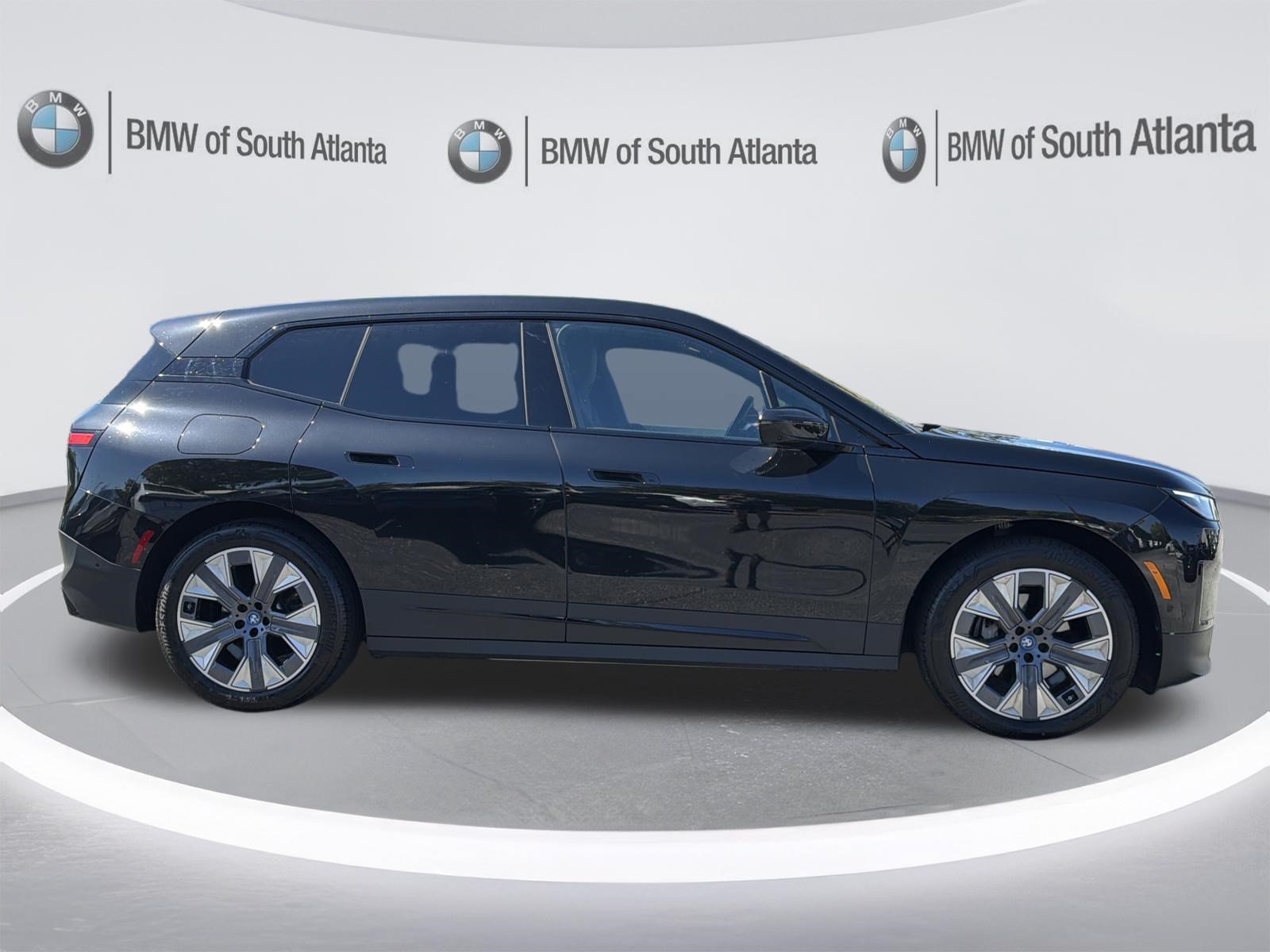 Certified 2024 BMW iX xDrive50 w/ Premium Package AWD/4WD image 28