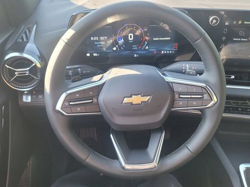 New 2026 Chevrolet Equinox LT w/ Convenience Package II FWD image 20