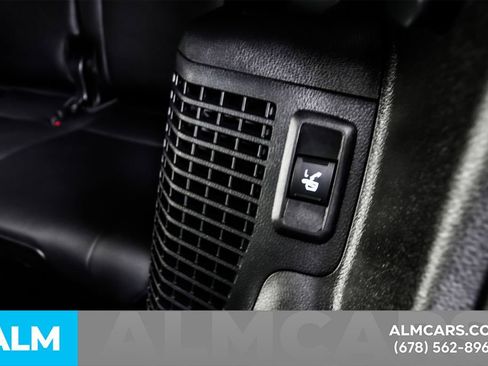 Used 2023 Toyota Sequoia Platinum image 21