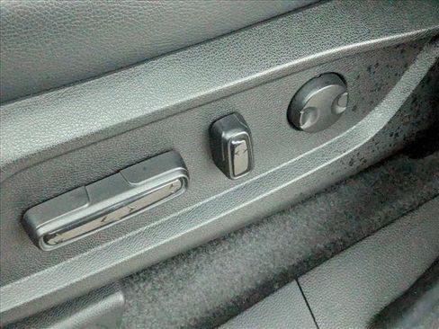 Used 2023 Honda Pilot Elite image 25