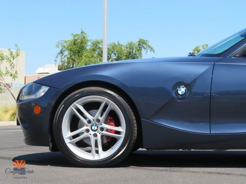Used 2005 BMW Z4 2.5i RWD image 19