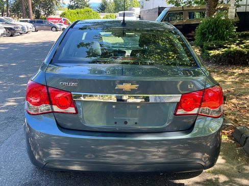 Used 2012 Chevrolet Cruze LT FWD image 3