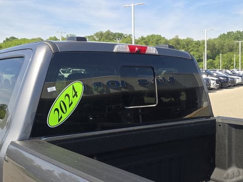 Used 2024 Ford F250 Lariat w/ Lariat Ultimate Package AWD/4WD image 19
