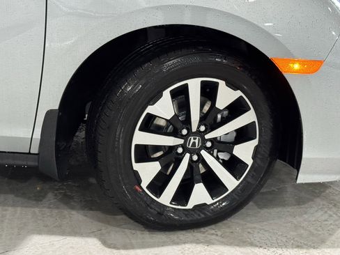 New 2026 Honda Odyssey EX-L image 39