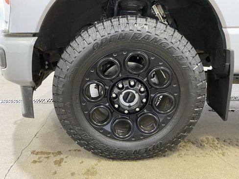 Used 2024 Ford F350 Lariat w/ Lariat Ultimate Package image 25