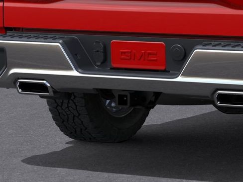 New 2026 GMC Sierra 1500 SLE w/ X31 Off-Road Package AWD/4WD image 14