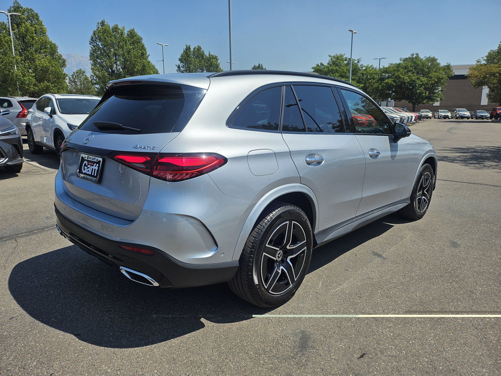 Used 2023 Mercedes-Benz GLC 300 4MATIC image 5