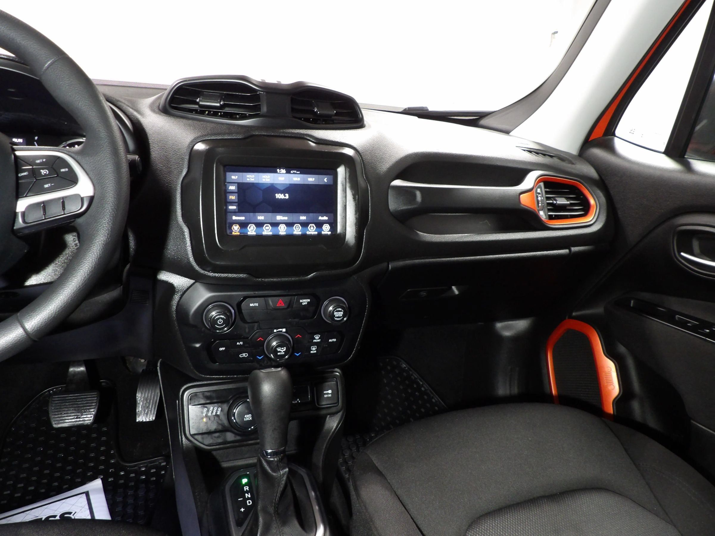 Used 2018 Jeep Renegade Sport w/ Power & Air Group AWD/4WD image 13