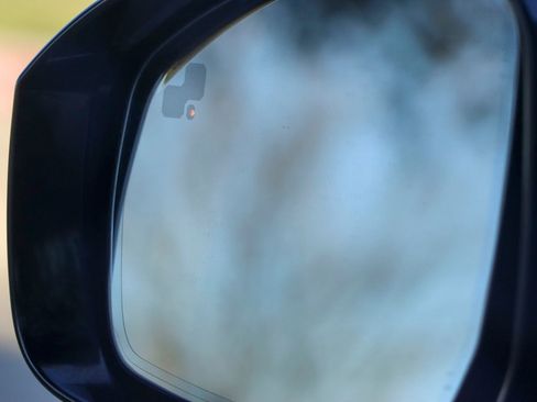 Used 2015 Land Rover Range Rover HSE image 22