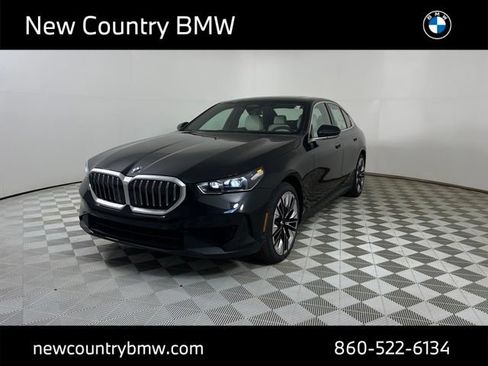 New 2027 BMW 530i xDrive w/ Premium Package AWD/4WD image 3
