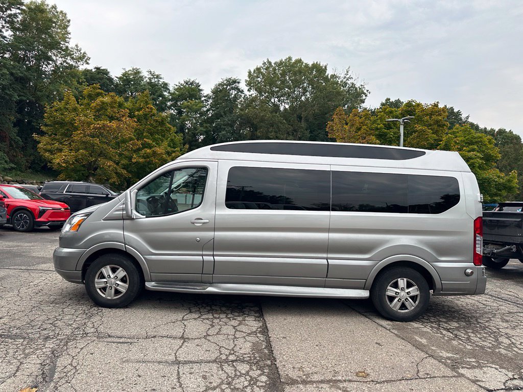 Used 2017 Ford Transit 150 148 Low Roof w/ Exterior Upgrade Package RWD image 2