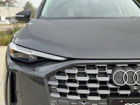 New 2025 Audi Q5 2.0T Premium Plus image 3