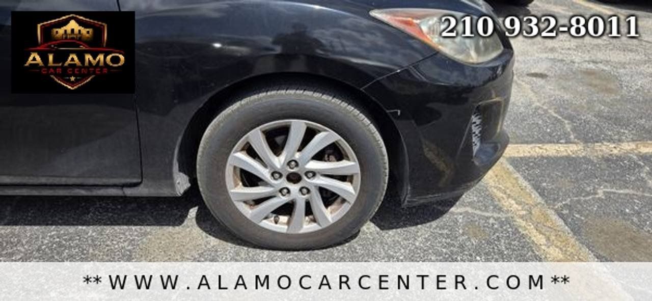Used 2012 MAZDA MAZDA3 i Touring FWD image 13
