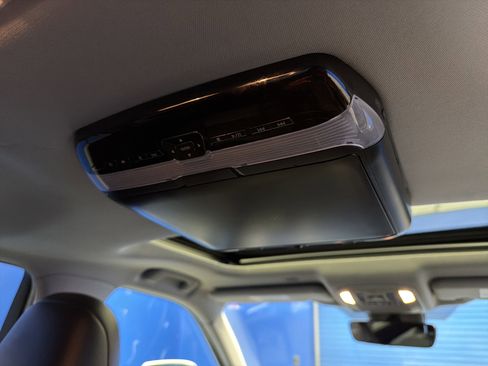 Used 2022 Toyota Highlander XLE image 31