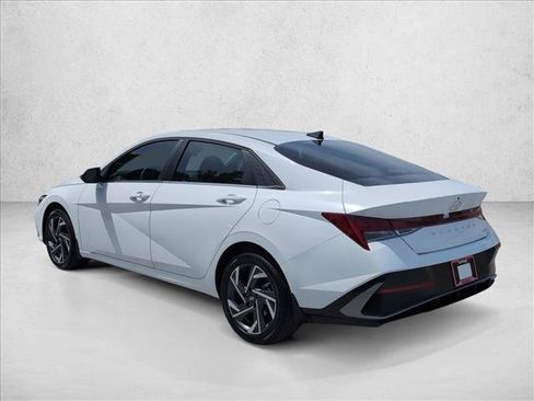 New 2026 Hyundai Elantra Limited FWD image 9