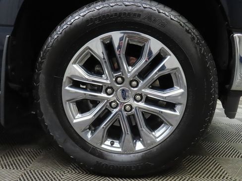 Used 2024 Ford F150 Lariat w/ Equipment Group 502A High AWD/4WD image 11