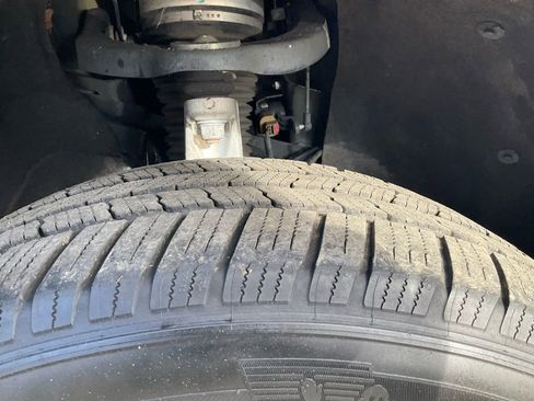 Used 2016 Jeep Grand Cherokee Overland image 76