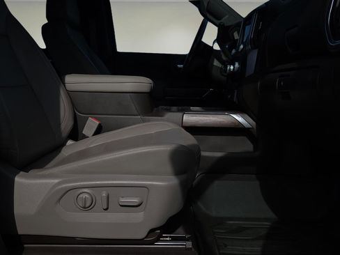 Used 2019 GMC Sierra 1500 SLT image 14