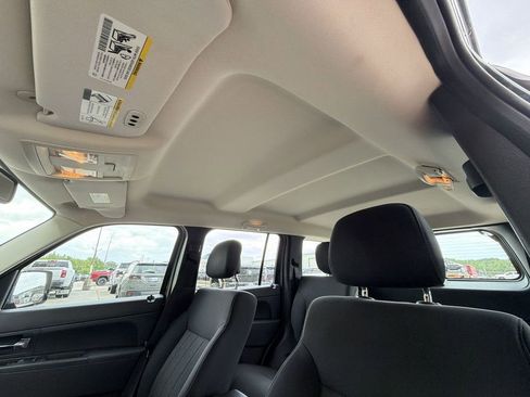 Used 2012 Jeep Liberty Sport w/ Driver Convenience Group RWD image 19