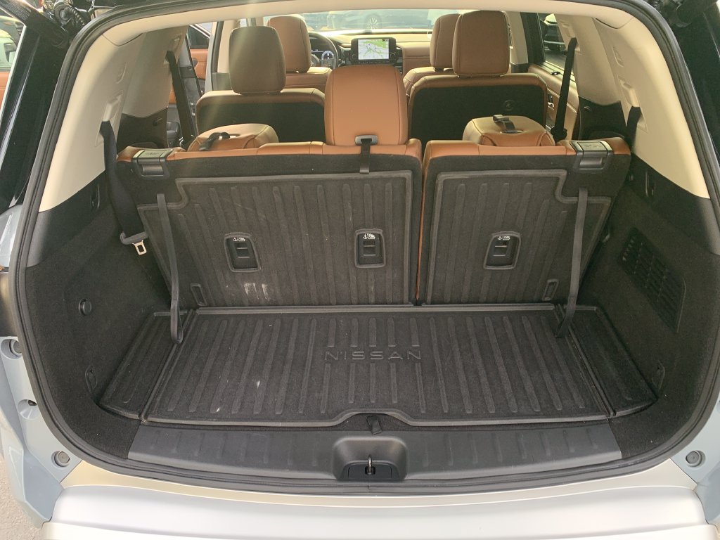 Certified 2024 Nissan Pathfinder Platinum AWD/4WD image 23